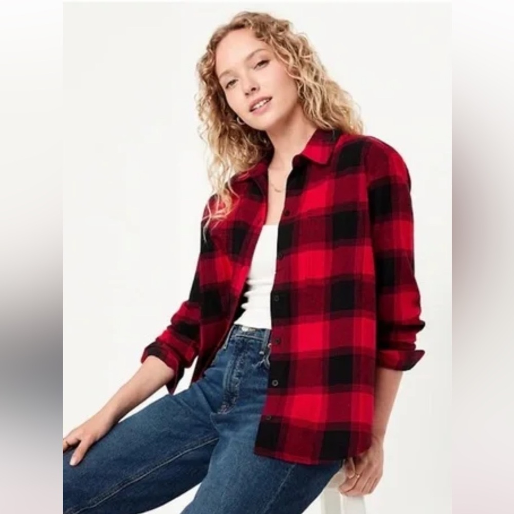 Old Navy, The boyfriend, shirt, red buffalo plaid. Large